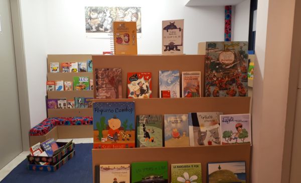 Salt Fiction - Espai Guimerà 76 de redistribució de llibres infantils i juvenils