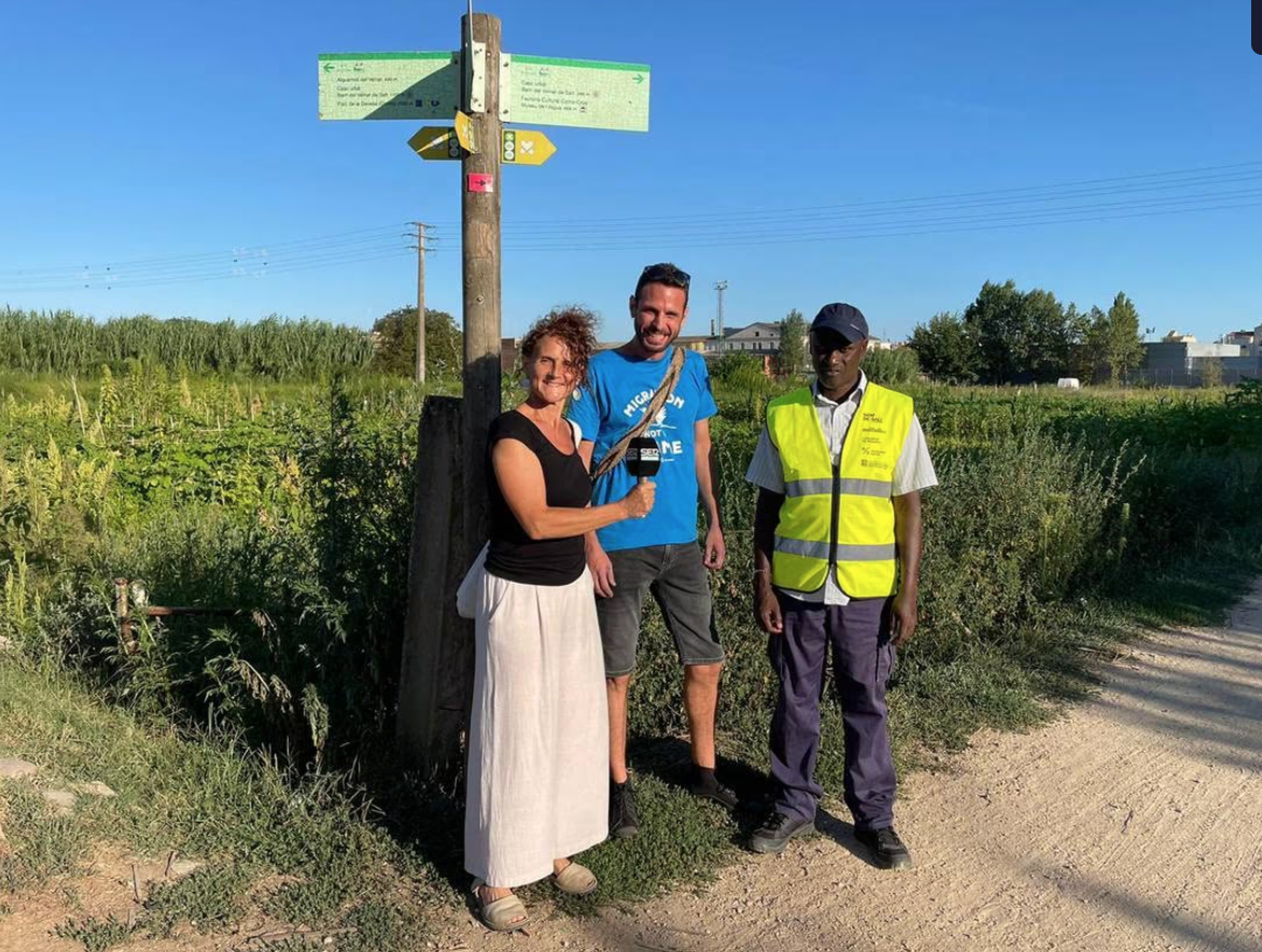 Pilar Martínez, Enric Cassú i Sherif a les hortes de Salt | © BAF